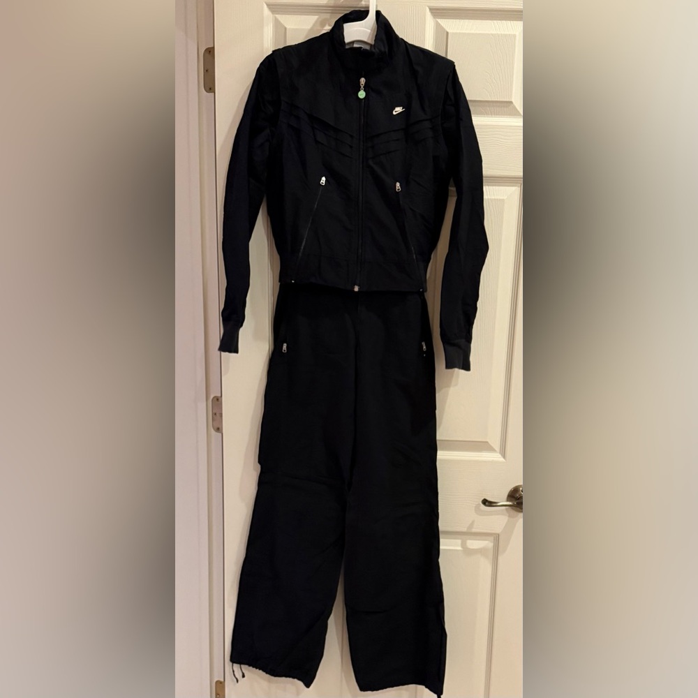 Nike Black Women's Bomber Jacket and Pants Set